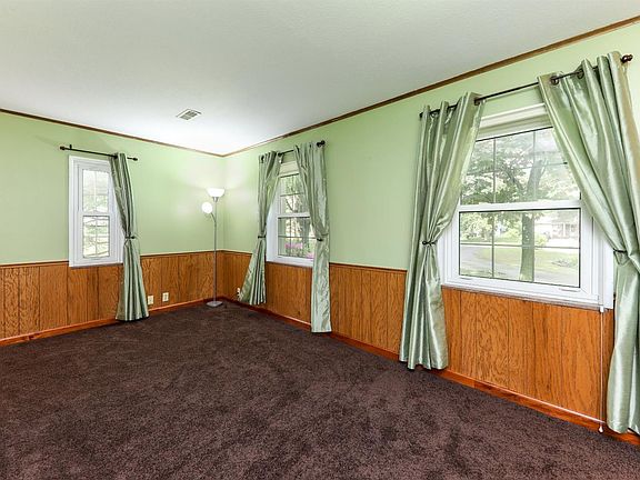 4th image of 6844 Hazeldell Dr