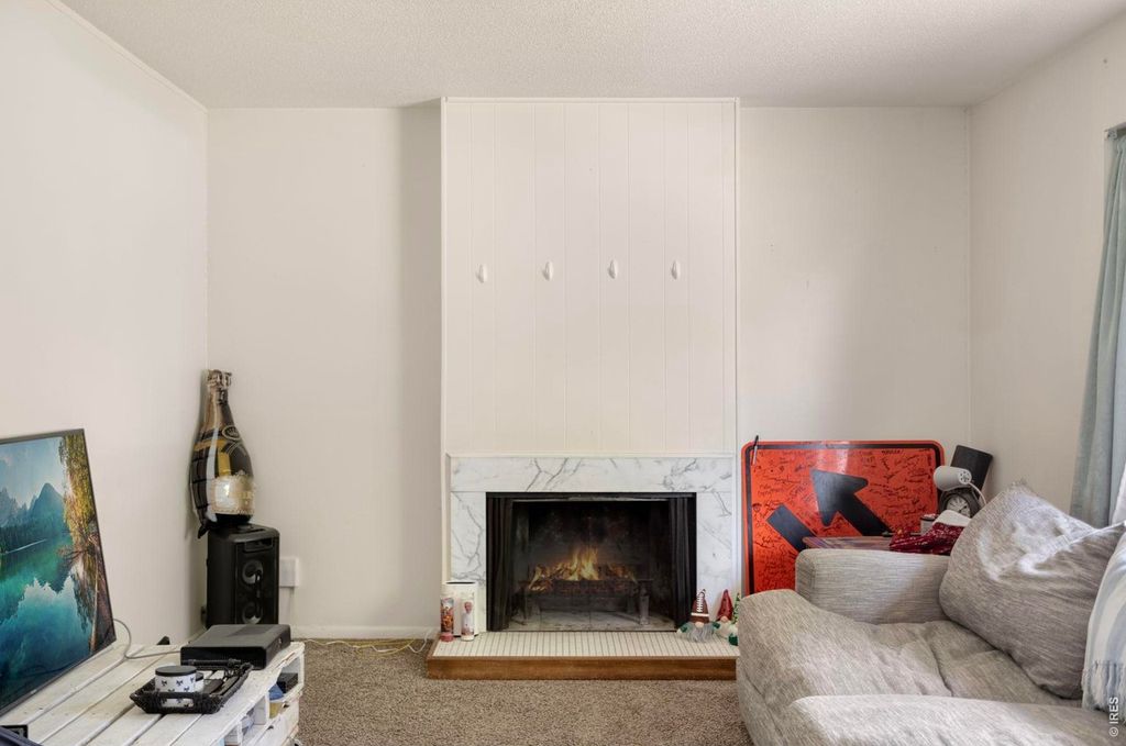 1201 S Bryan Ave