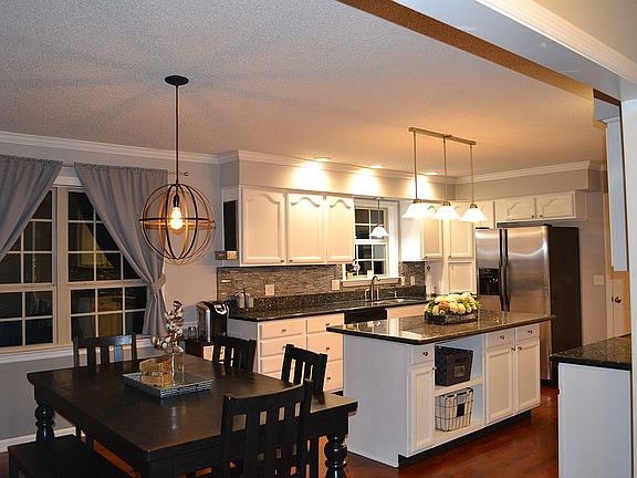 2nd image of 7109 Fairington Cir