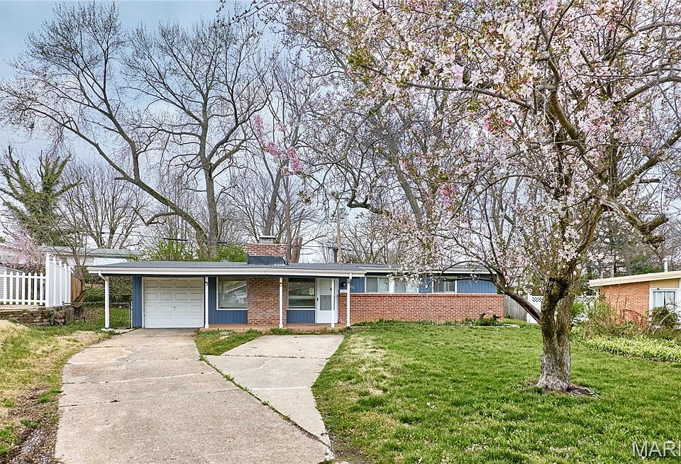 1st image of 475 Countryside Dr