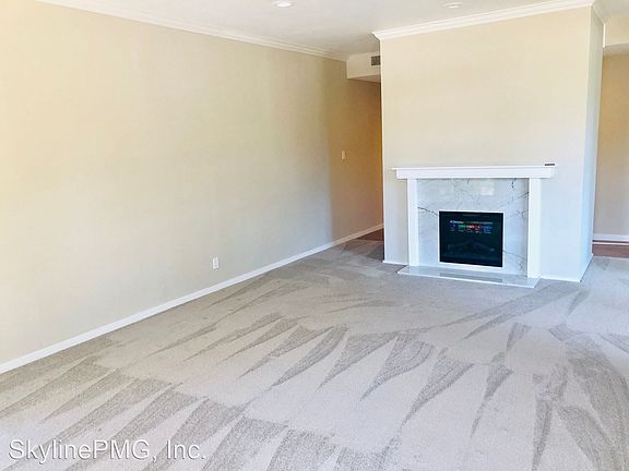 2nd image of 2101 Carlmont Dr APT 105