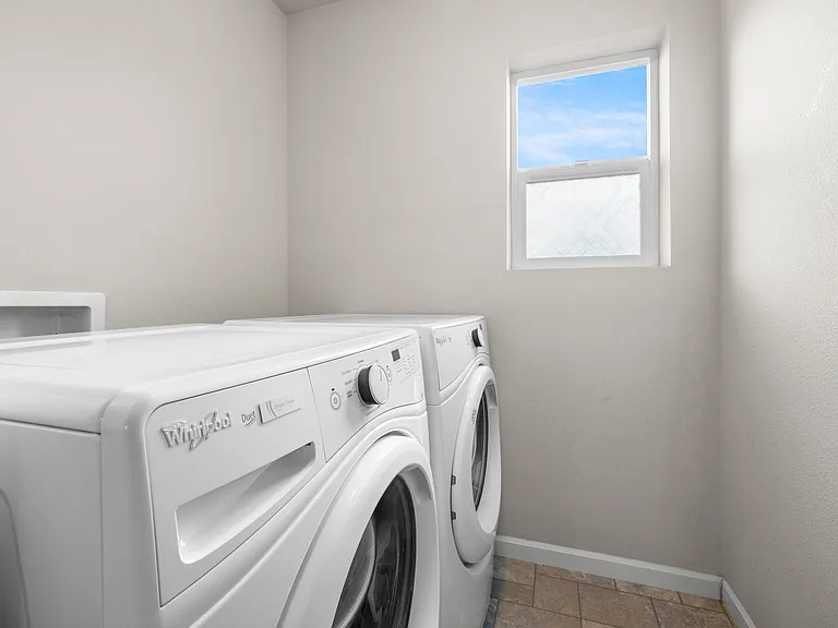 7493 NW Tanoak Ter — Photo 21