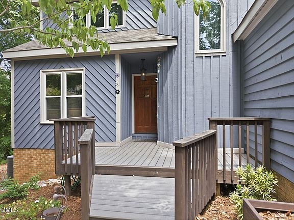 5th image of 7304 Bodkin Ct