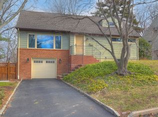 4 Stanley Rd, West Orange, NJ 07052