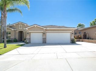 4053 Wild Dunes Cir, Corona, CA 92883