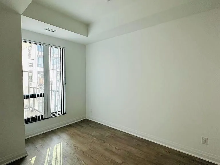 280 Howland Ave #601 — Photo 7