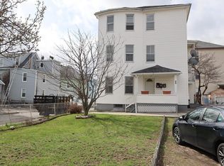 48 Aetna St, Worcester, MA 01604