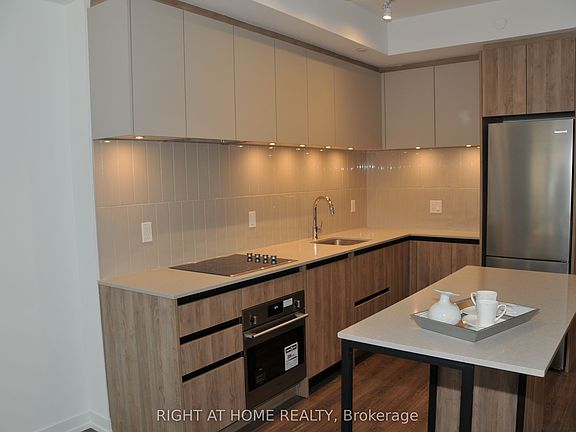 3rd image of 8 Beverley Glen Blvd #221