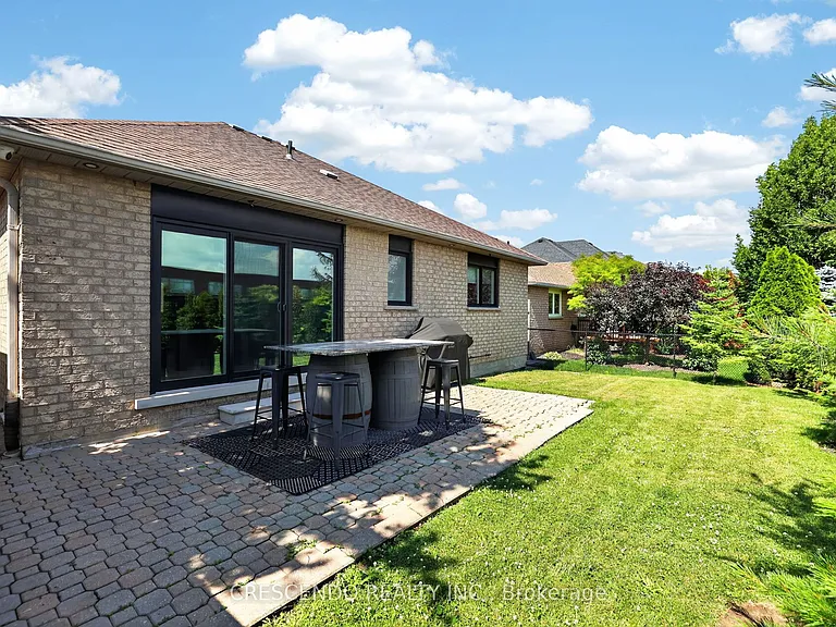 15 Southbury Manor Dr — Photo 44