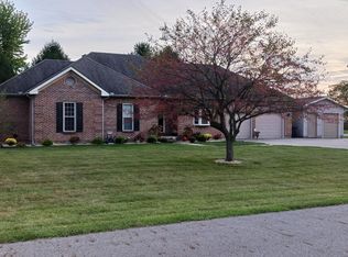 14298 Charm Hill Dr, Sidney, OH