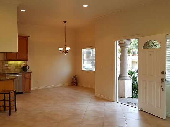 3rd image of 2749 Gramercy Ave