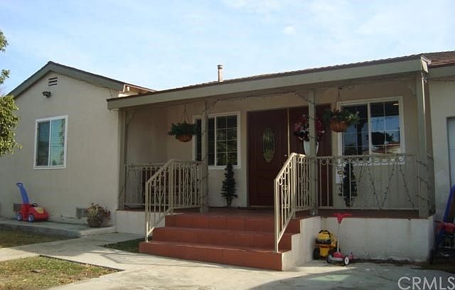 1st image of 1308 S Poinsettia Ave