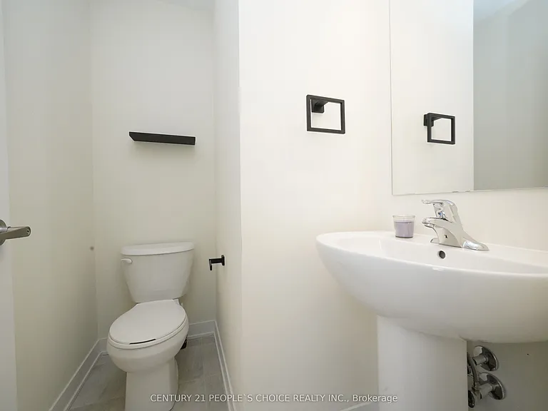 1695 Dersan St #302 — Photo 9