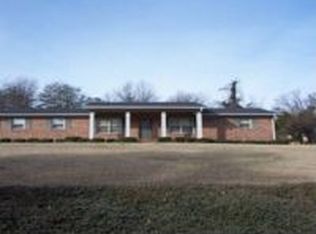 207 Brookwood Dr, Greer, SC 29651
