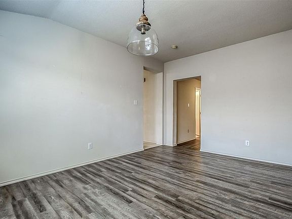5th image of 3013 Eagle Mountain Dr