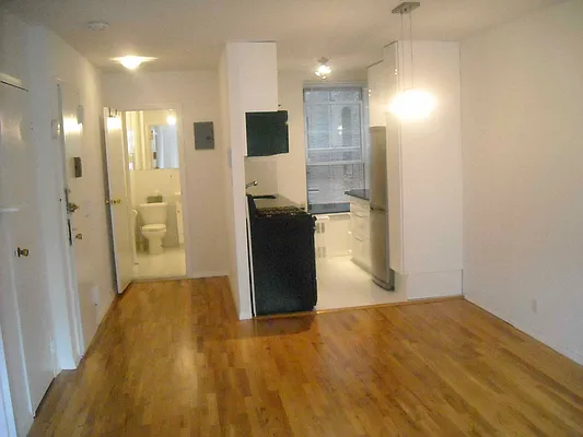 Rented by Performing Assets Corp | media 1