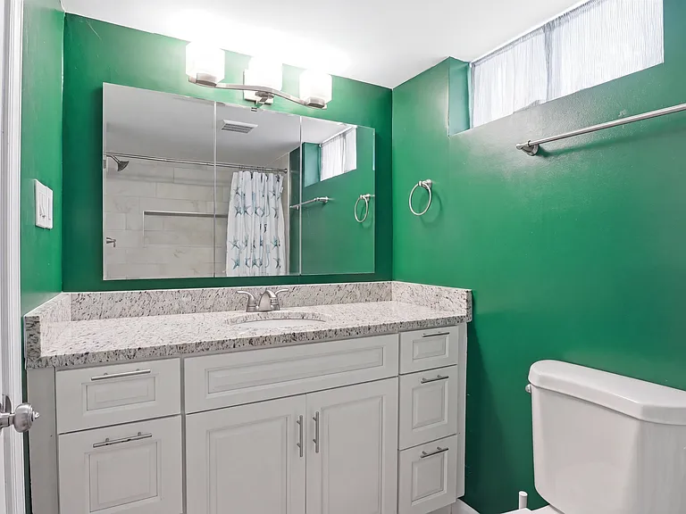 521 Madison St NE #1 — Photo 19