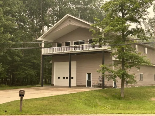 7859 Port Austin Rd, Pigeon, MI 48755
