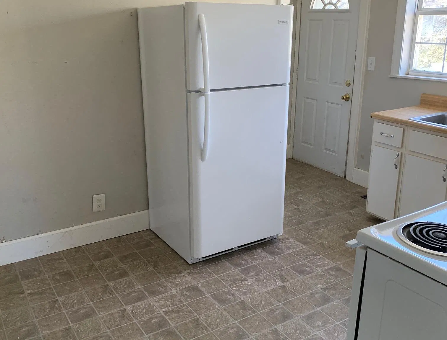 2 bed, 1180 sqft, $1,400 — Photo 3