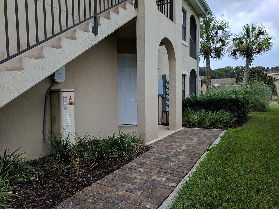 Entry to unit