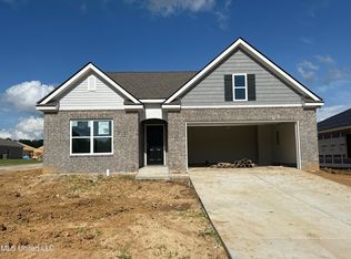 60 Silo Ln, Byhalia, MS 38611