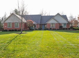 1961 Oakland Hills Ct, Springboro, OH 45066