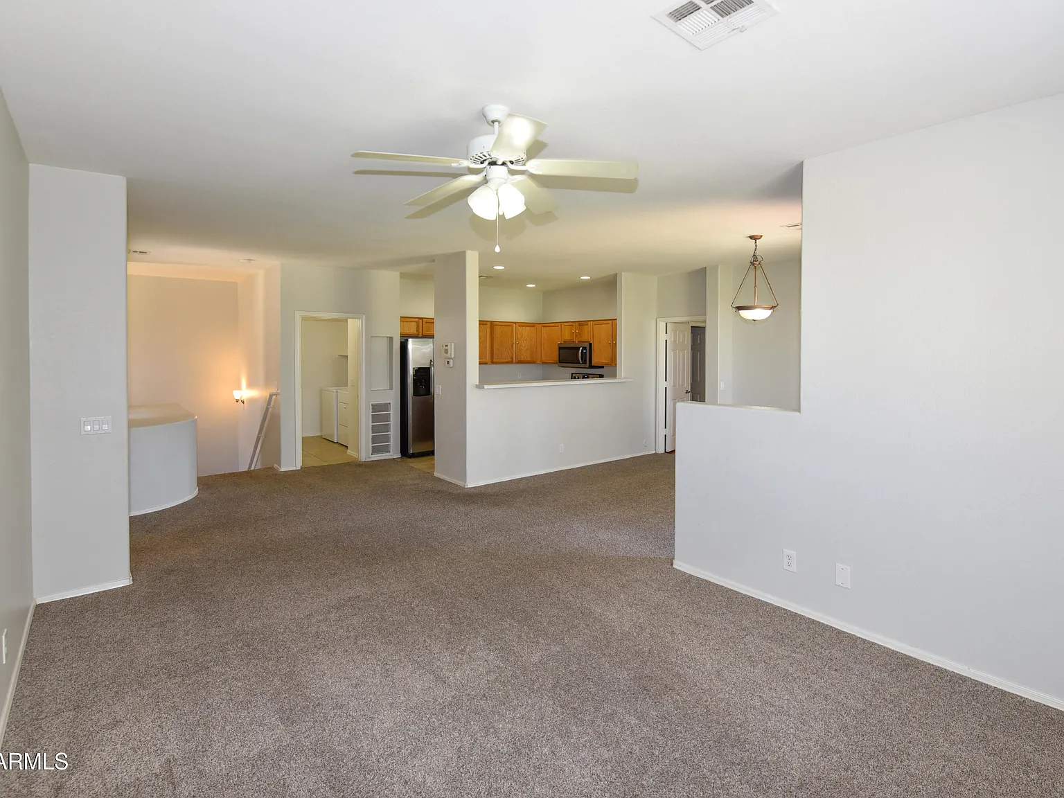 2 bed, 2.0 bath, 1295 sqft, $1,725 — Photo 2