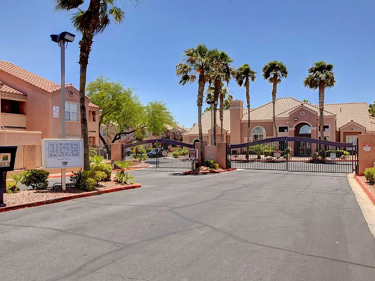 8101 W Flamingo Rd #1017-BLD3 — Photo 26