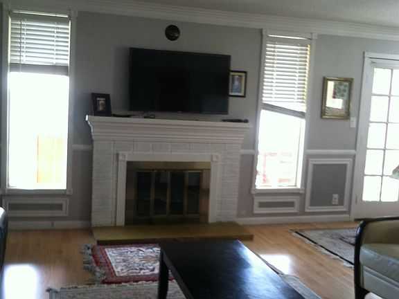 3rd image of 4570 Churchfield Cir