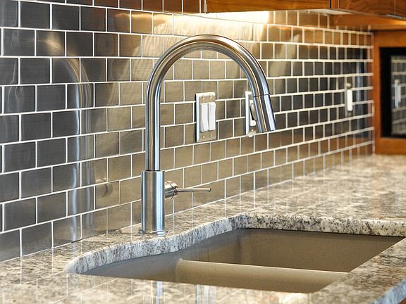 High End Backsplash
