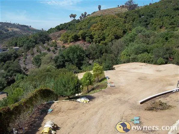 2647 Daisy Ln, Fallbrook, CA 92028
