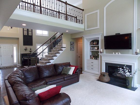 5th image of 16608 Ruby Hill Pl