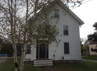 27 Center St, Machias, ME 04654