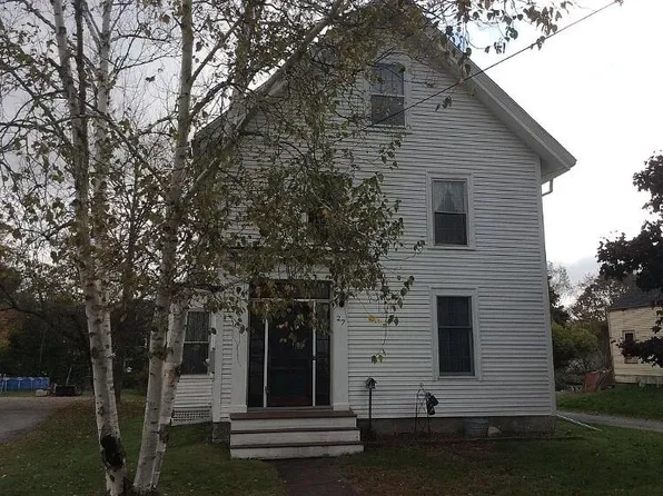 27 Center Street, Machias, ME 04654