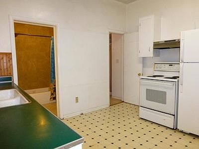 4th image of 464 N 4th St #0
