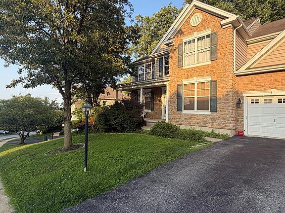 2nd image of 2829 Westerham Rd