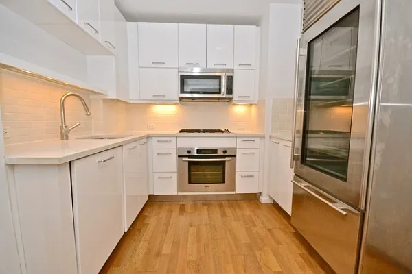 Rented by Citi Habitats | media 25
