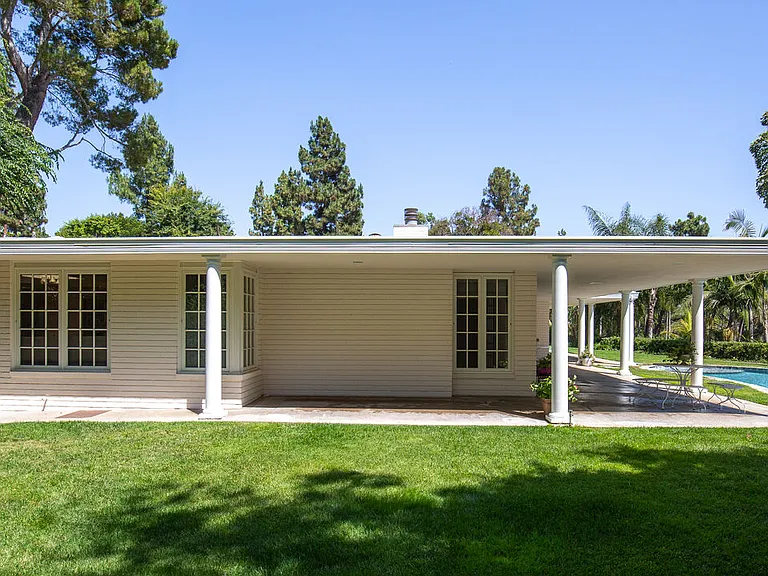 1201 Loma Vista Dr — Photo 23