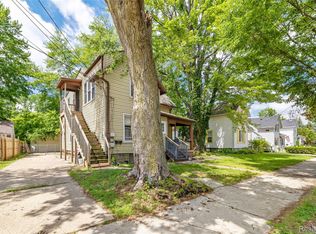 242 Crocker Blvd, Mount Clemens, MI 48043