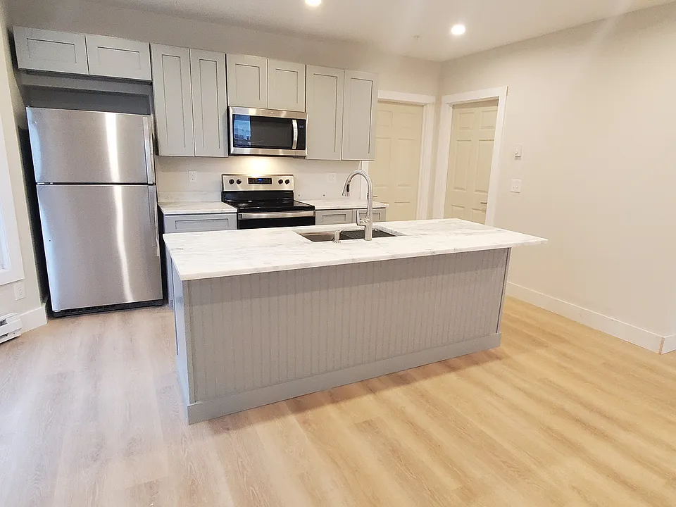 24 Cutts St #301