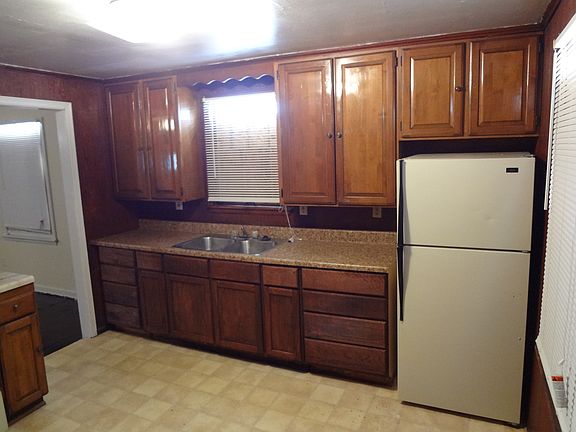 2nd image of 5944 Park Ave
