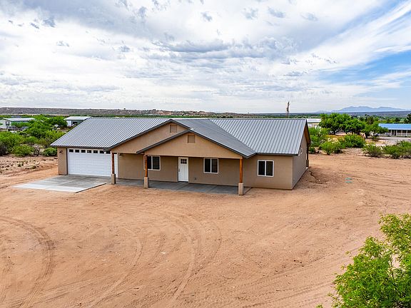 2nd image of 1237 E Desert Sky Ln