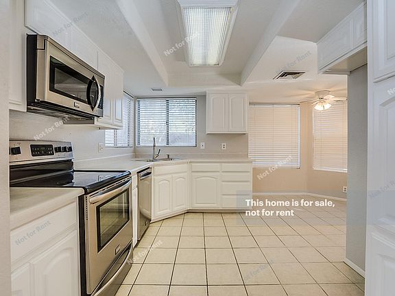 3rd image of 6019 W Desert Cove Ave