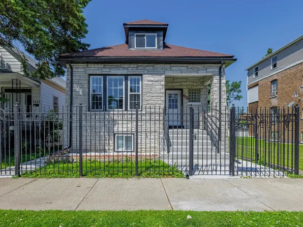 8430 S Manistee Ave, Chicago, IL 60617