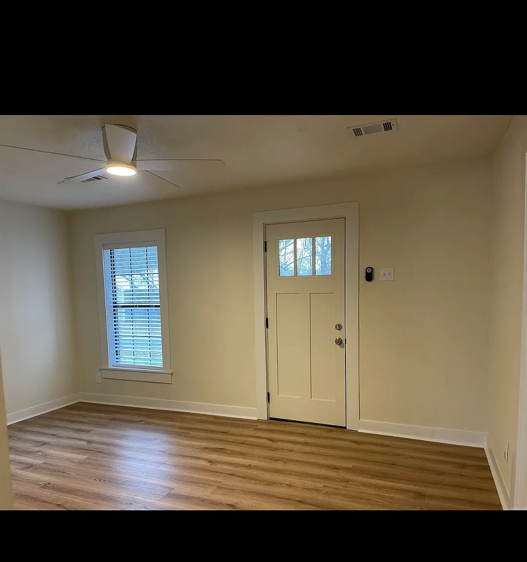 3 bed, 1047 sqft, $1,250 — Photo 3