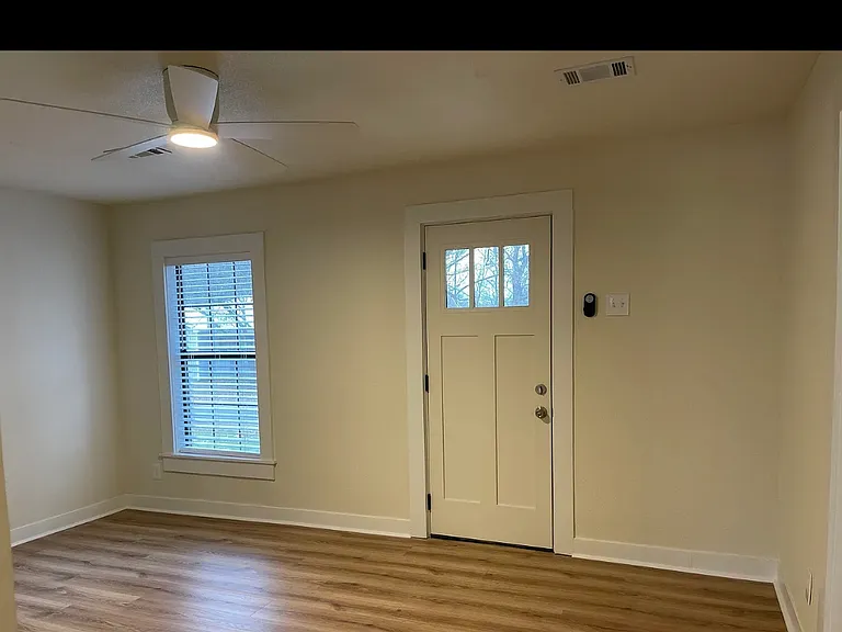 916 Ridge Rd — Photo 3