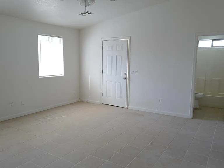 1722 W Carol Ave #2 — Photo 7