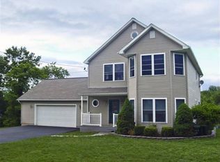 11 Arlmont St, Kingston, NY 12401