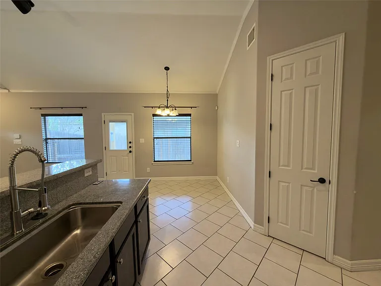 216 Anne Louise Dr #A — Photo 11