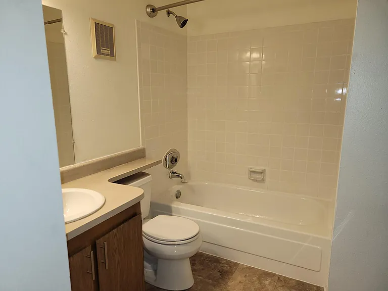 1879 S Pitkin St #B — Photo 9